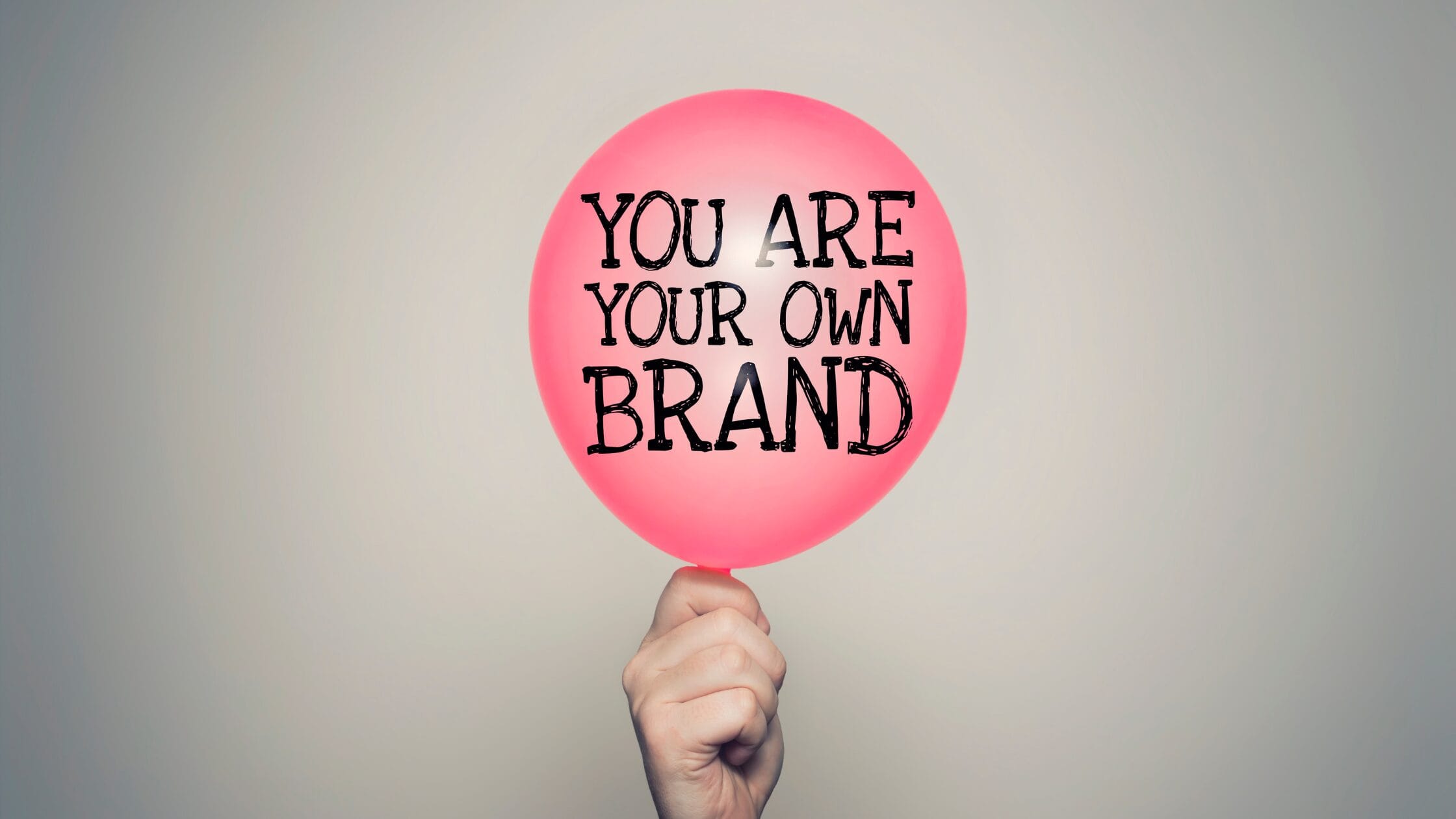 Read more about the article Τι Πρέπει να Γνωρίζεις για το Brand σου: Ο Δωρεάν Οδηγός που θα Αναβαθμίσει την Εικόνα σου