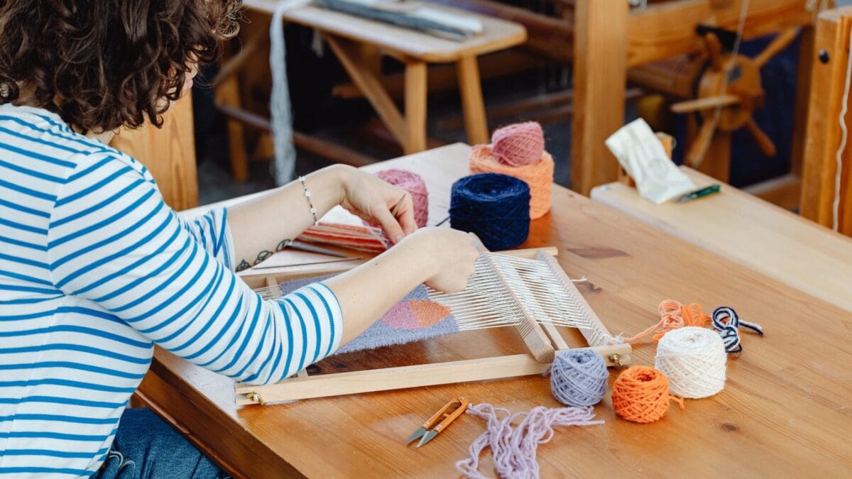 Read more about the article Τύποι Χειροτεχνών: Ποιος Είσαι και Τι Σημαίνει για το Brand σου